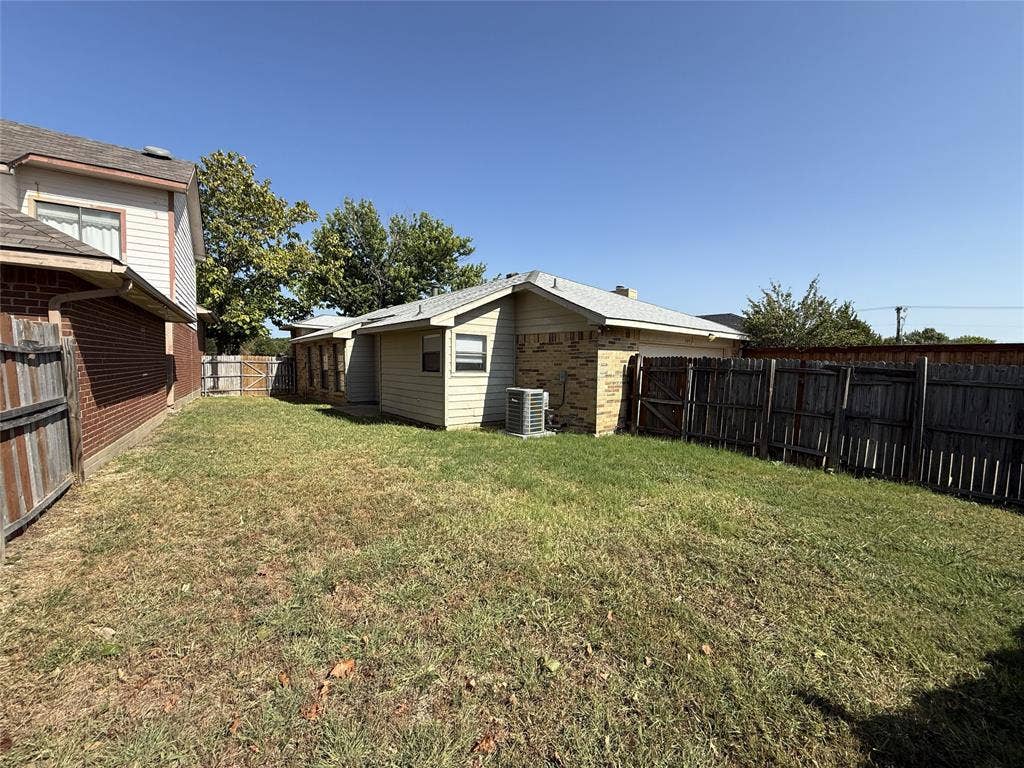 404 Seminary Ridge, Mesquite, TX 75149 404 Seminary Ridge, Mesquite, TX 75149