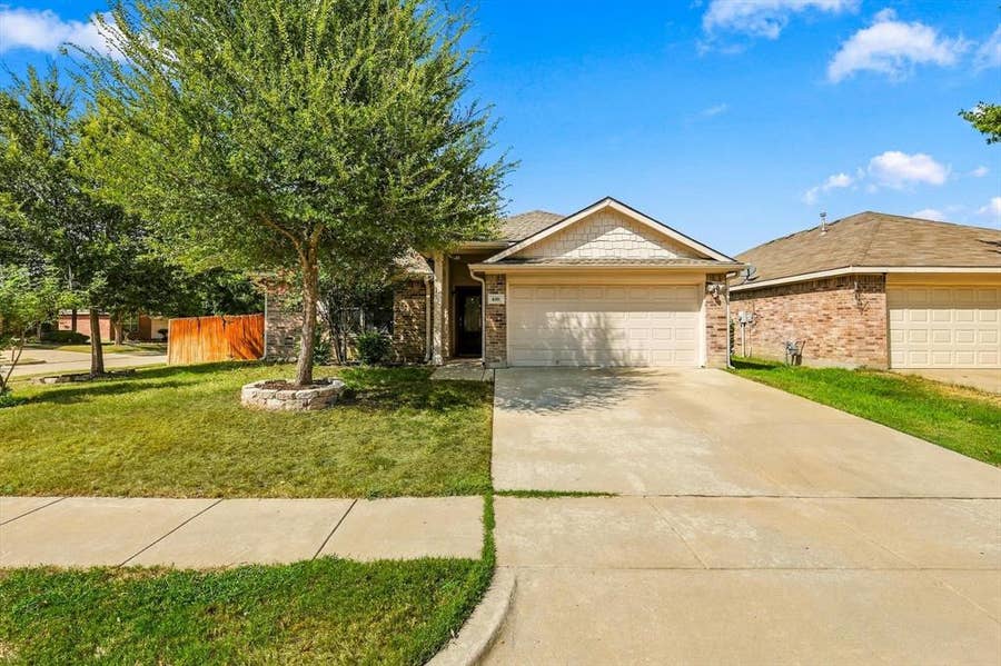 Property photo for 4301 Grassmere Road, Fort Worth, TX