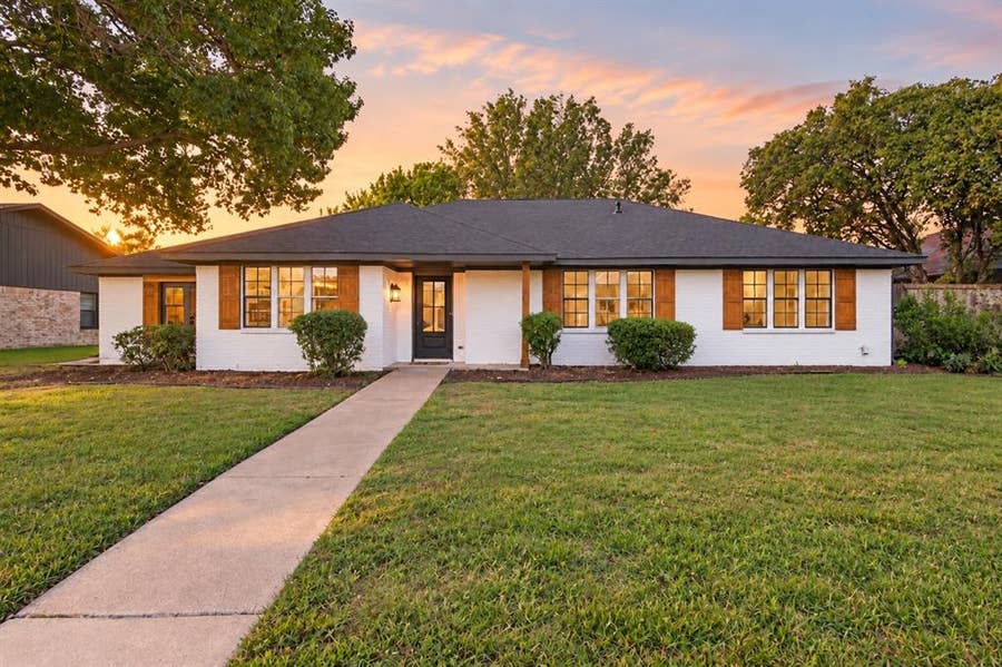 Property photo for 2815 Staffordshire Drive, Carrollton, TX