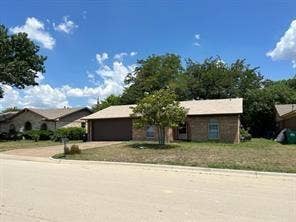 Property photo for 1226 Crescent Street, Denton, TX