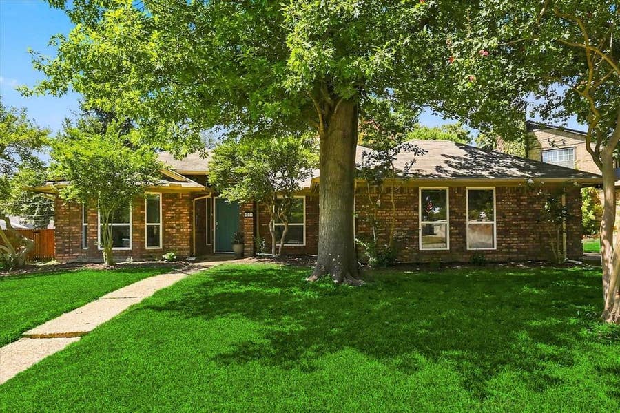 Property photo for 4300 Downsview Court, Arlington, TX