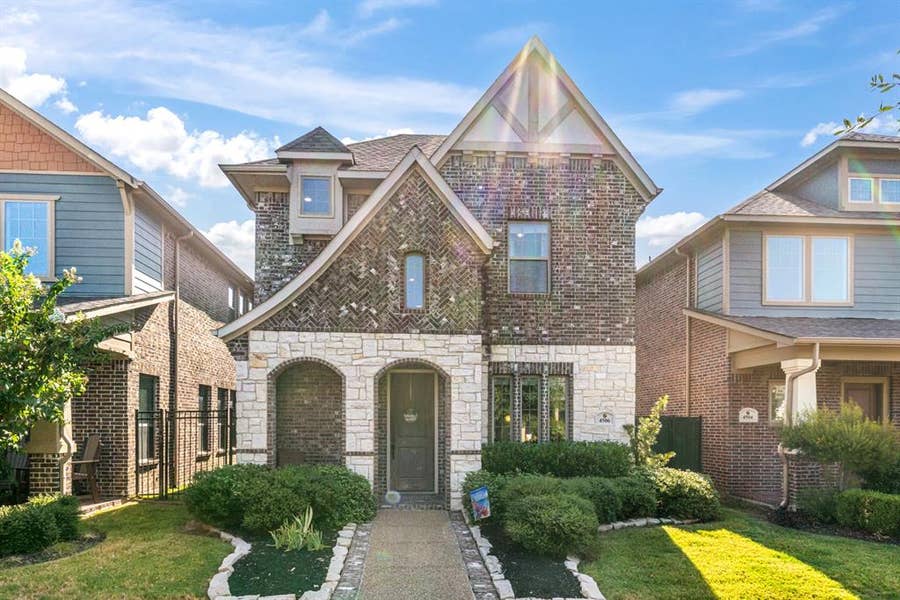 Property photo for 4506 Spanish Indigo Lane, Arlington, TX