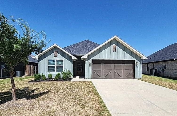 Property photo for 905 Rodgers Avenue, Godley, TX
