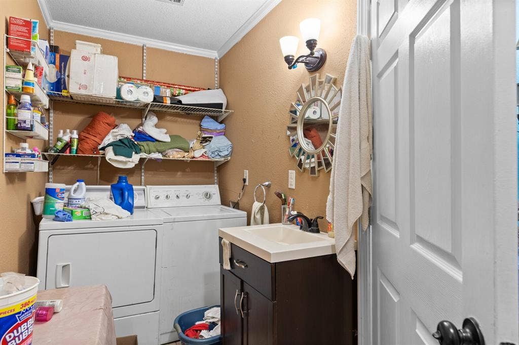 1412 Oaklawn Street, Bellmead, TX 76705 1412 Oaklawn Street, Bellmead, TX 76705