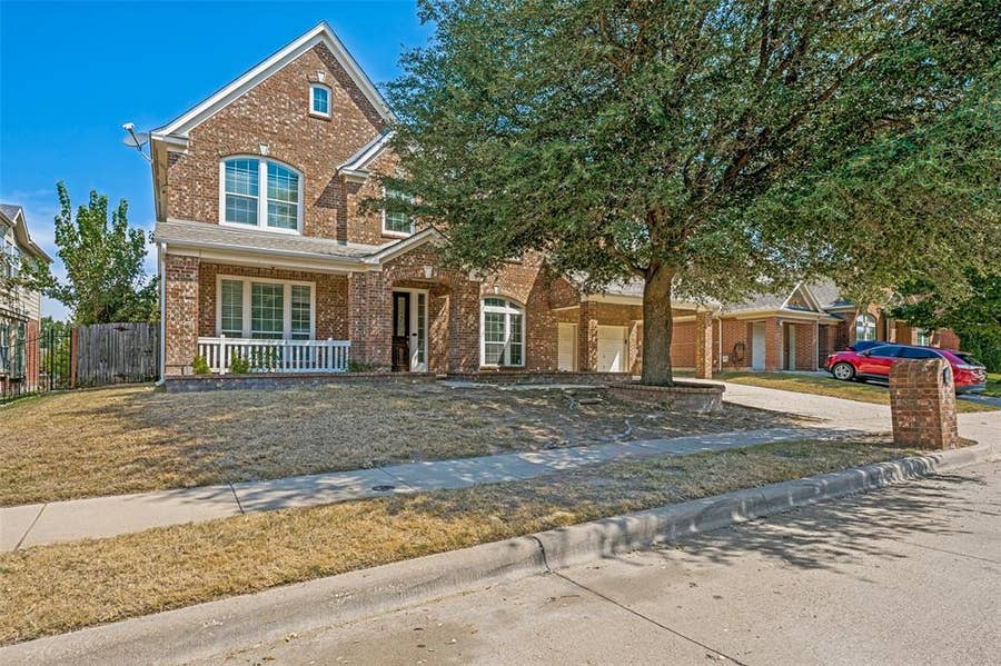 Property photo for 4804 Grapevine Terrace, Fort Worth, TX