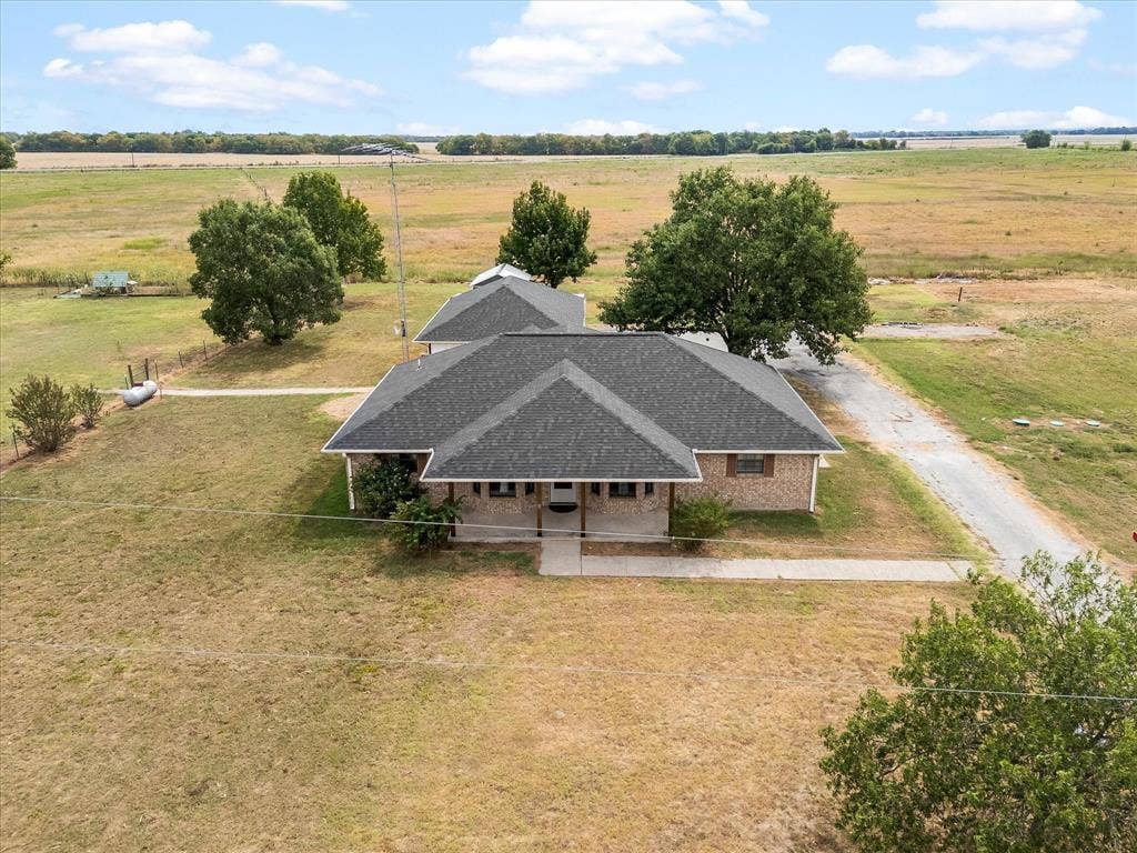 6006 County Road 4604, Commerce, TX 75428