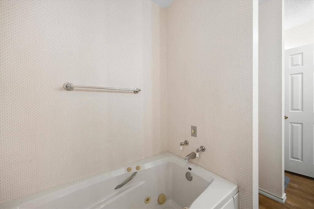 6006 County Road 4604, Commerce, TX 75428