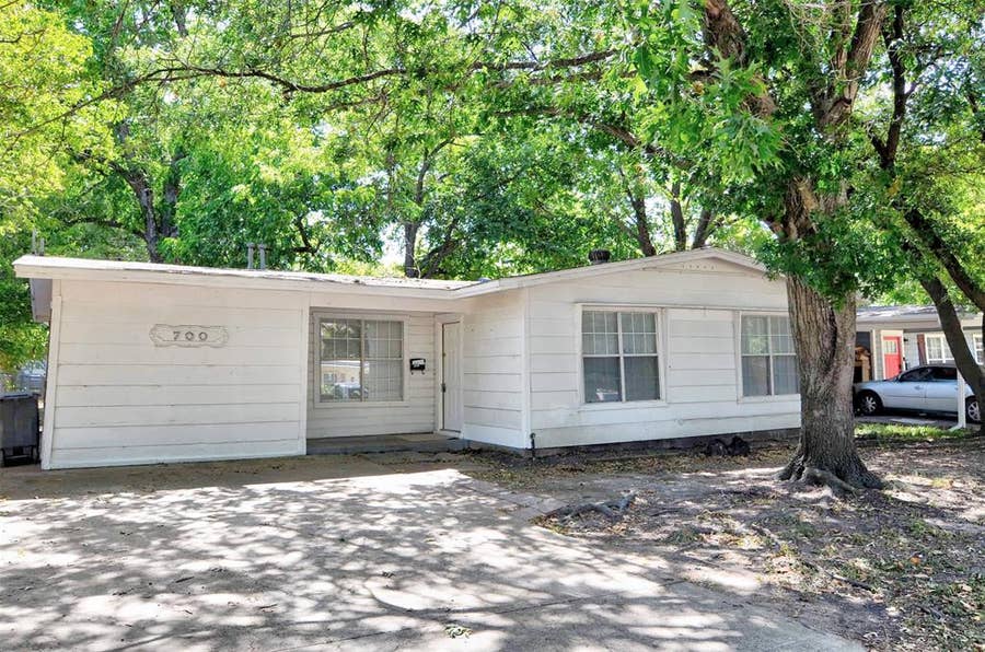 Property photo for 700 Grande Drive, Mesquite, TX