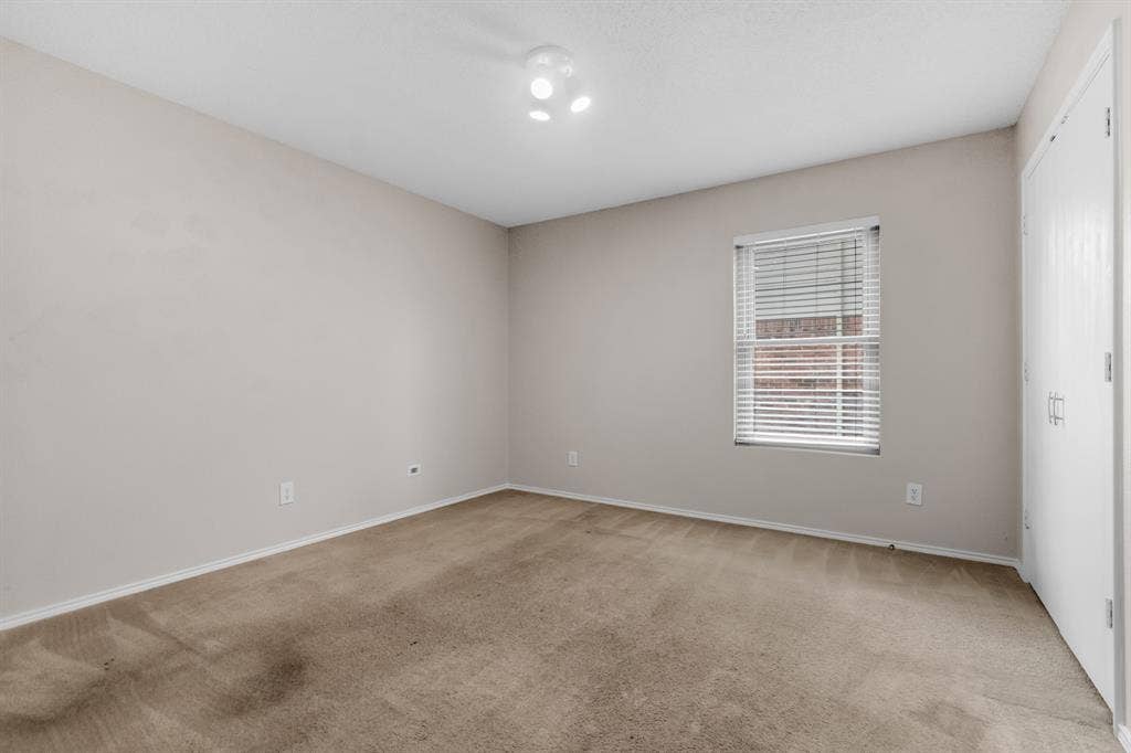 921 Ann Drive, Wylie, TX 75098 921 Ann Drive, Wylie, TX 75098