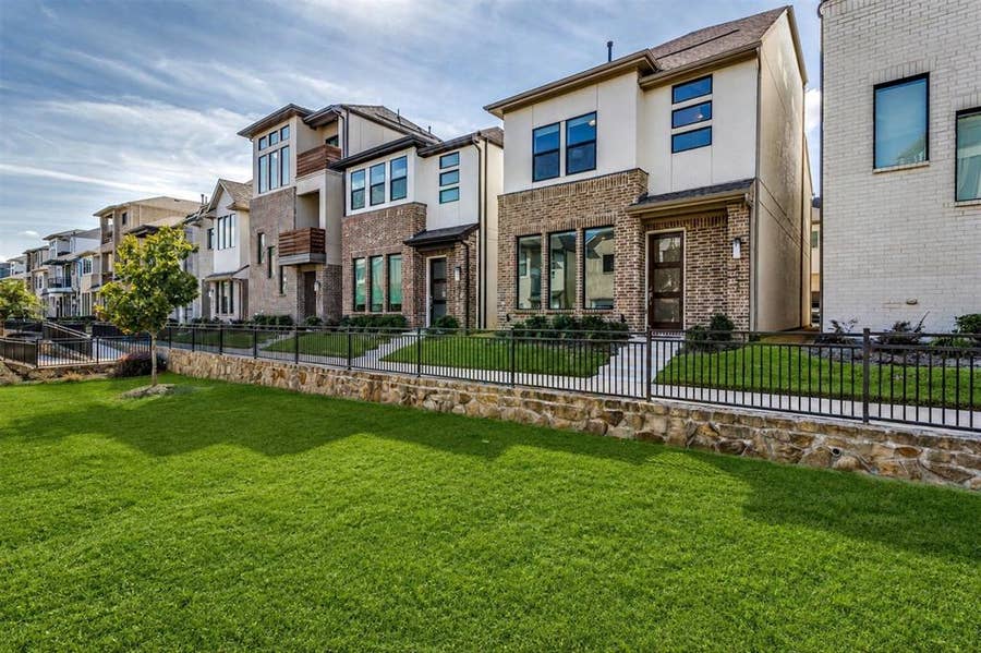 Property photo for 8052 Zeppos Drive, Plano, TX