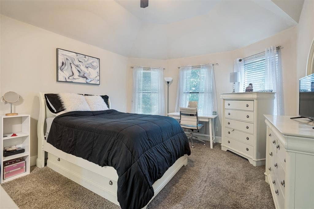 1633 Turtle Point Drive, DeSoto, TX 75115
