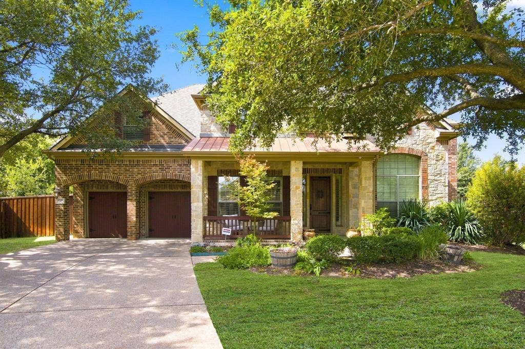 1920 Los Cabos Lane, Arlington, TX 76012