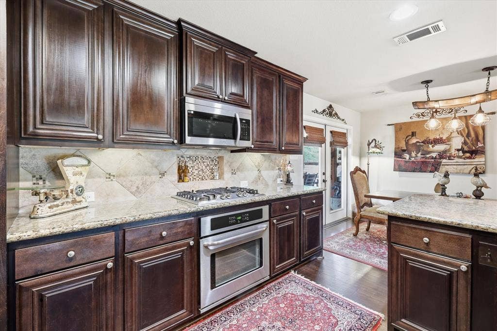 13043 Gold Hill Road, Argyle, TX 76226 13043 Gold Hill Road, Argyle, TX 76226