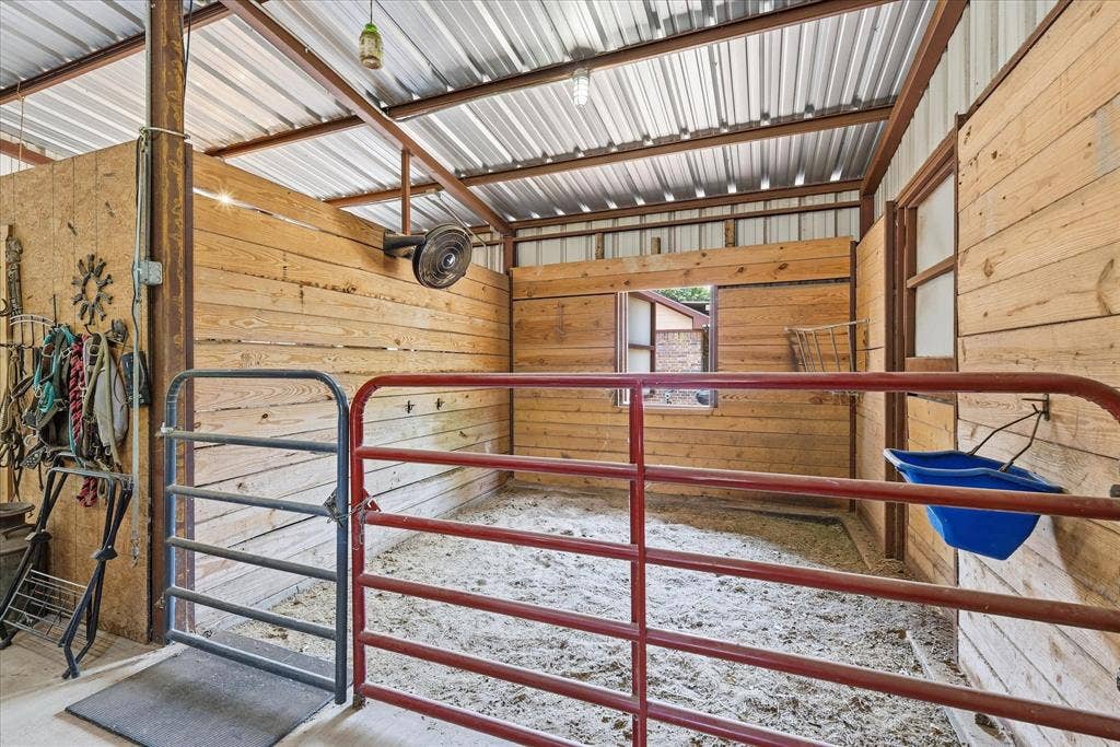13043 Gold Hill Road, Argyle, TX 76226 13043 Gold Hill Road, Argyle, TX 76226