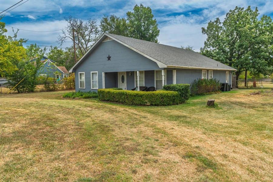Property photo for 2803 Charity Road, Commerce, TX