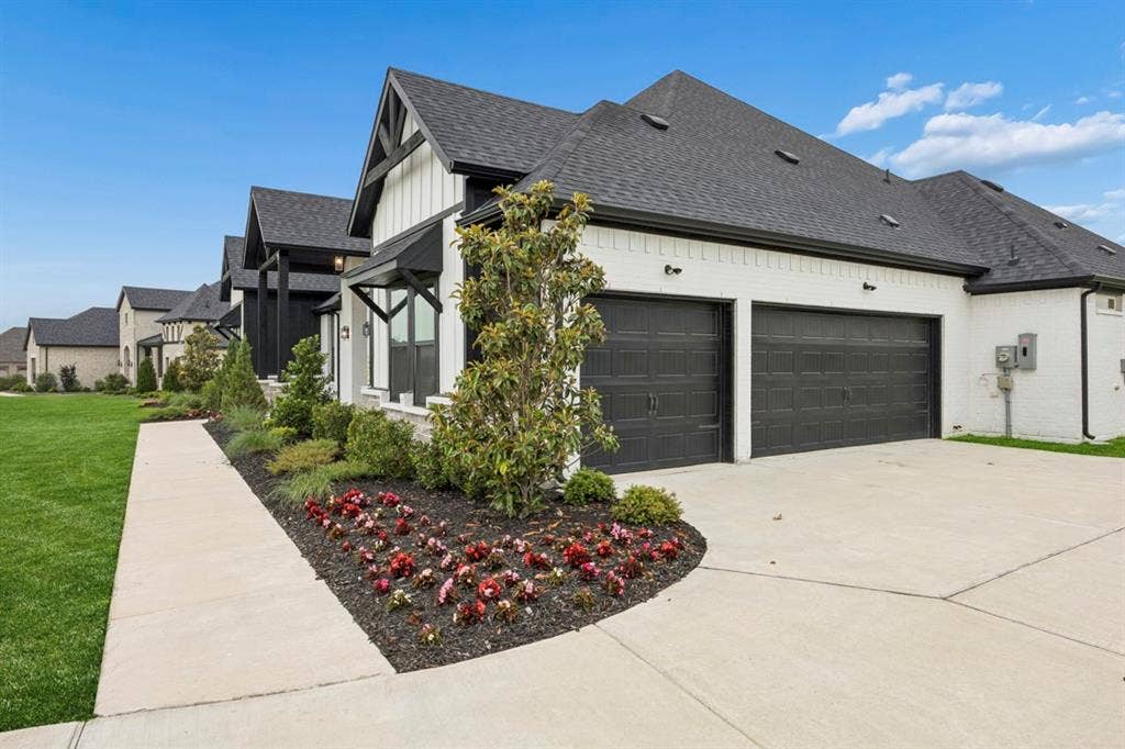 4037 Lagos Drive, Midlothian, TX 76065
