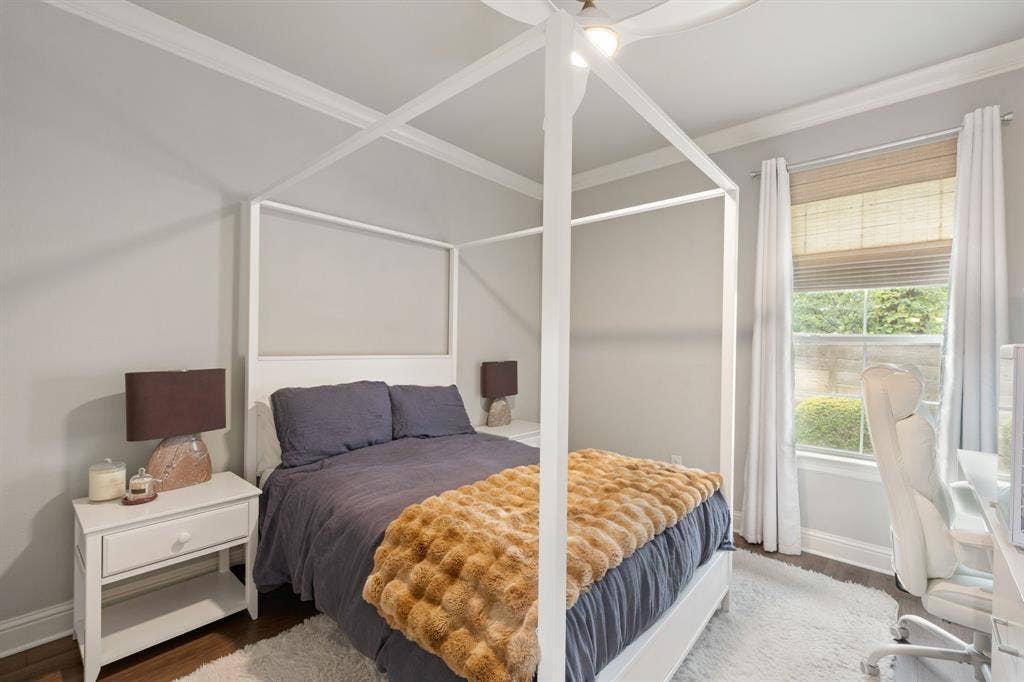 407 W Light Street, Waxahachie, TX 75165