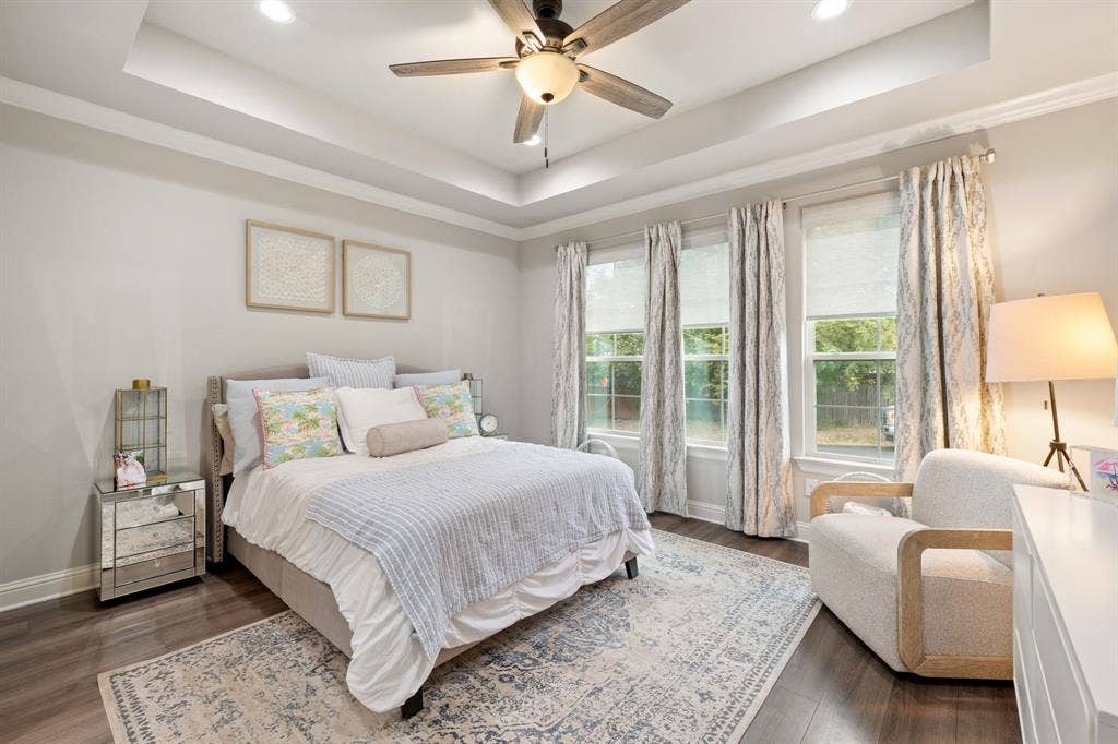 407 W Light Street, Waxahachie, TX 75165