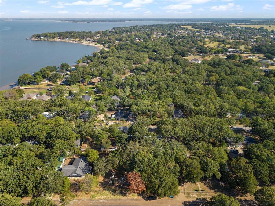 Property photo for 134 Wildgrove Drive, Gun Barrel City, TX