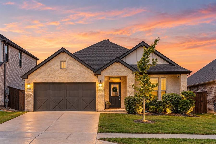 Property photo for 5532 Santa Elena Court, Fort Worth, TX