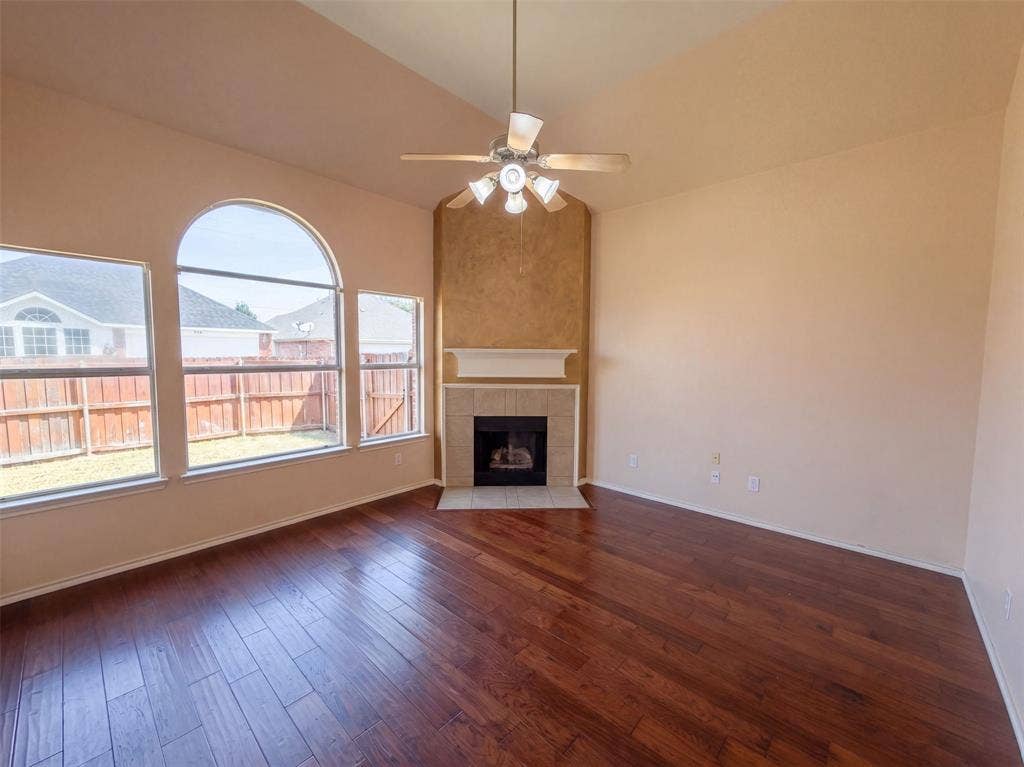1213 Whitecreek Drive, Glenn Heights, TX 75154 1213 Whitecreek Drive, Glenn Heights, TX 75154