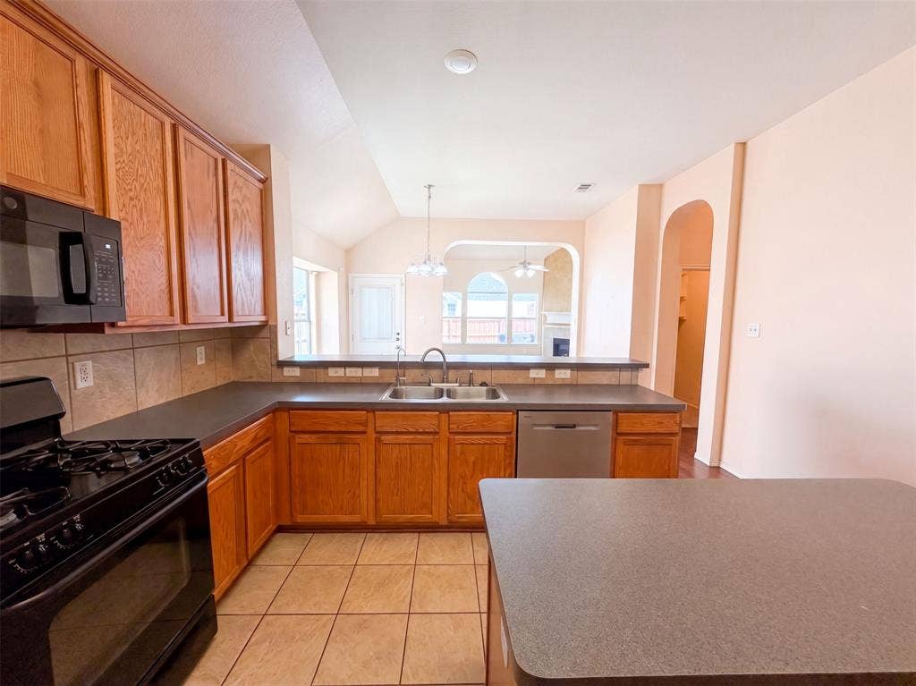 1213 Whitecreek Drive, Glenn Heights, TX 75154 1213 Whitecreek Drive, Glenn Heights, TX 75154