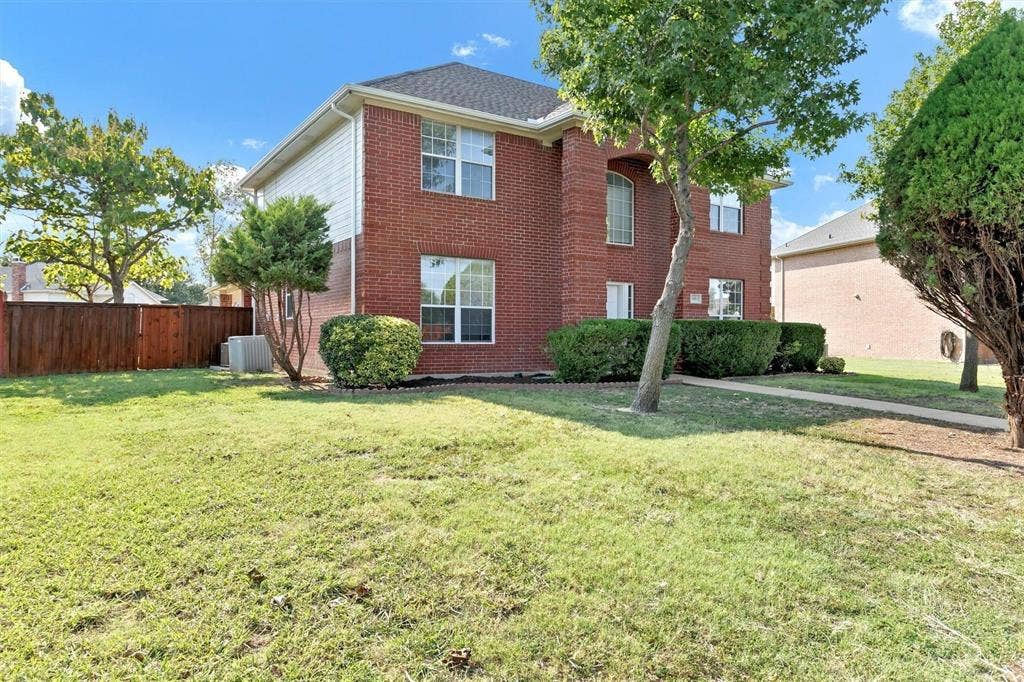 3803 Farmington Drive, Richardson, TX 75082