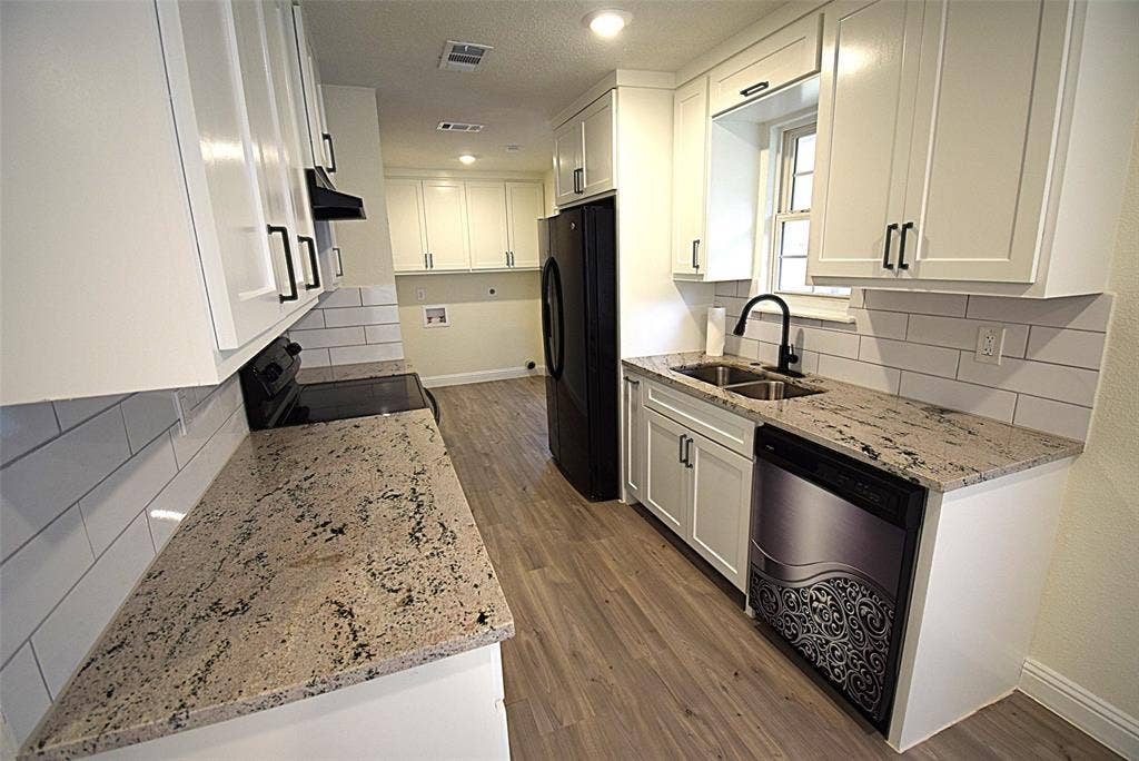 309 Kapuna Drive, Tool, TX 75143 309 Kapuna Drive, Tool, TX 75143