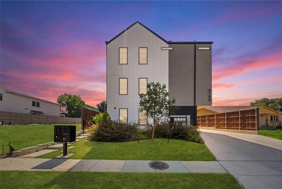Property photo for 2166 Lovedale Avenue, #102, Dallas, TX