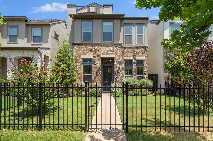 Property photo for 5129 Artemesia Lane, Dallas, TX