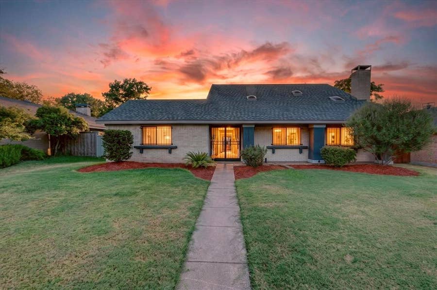 Property photo for 1513 N Yale Boulevard, Richardson, TX