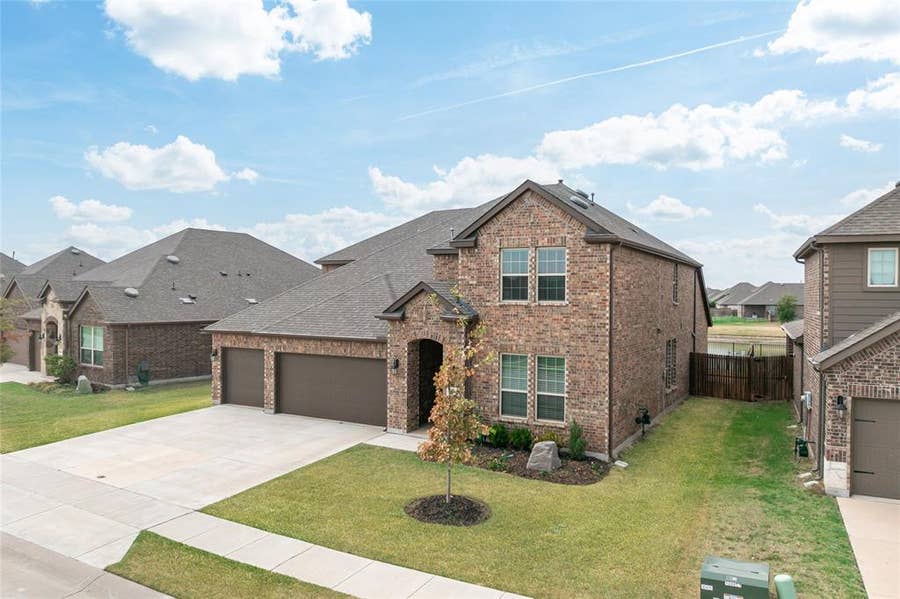 Property photo for 2721 Madera Canyon Road, Aubrey, TX