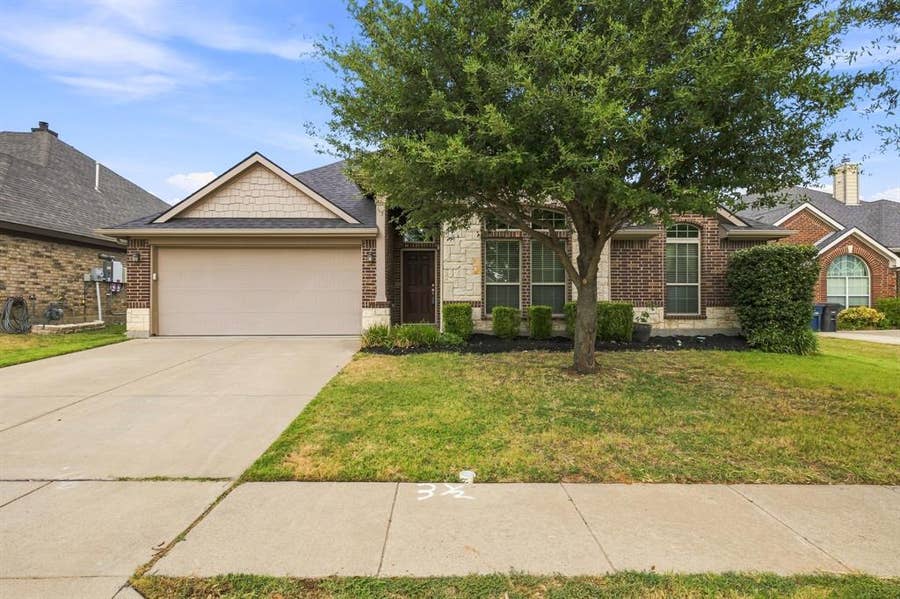 Property photo for 8849 Soy Seed Trail, Fort Worth, TX
