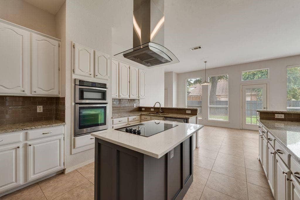 719 Parkway Boulevard, Coppell, TX 75019 719 Parkway Boulevard, Coppell, TX 75019