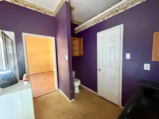 111 Craddock, Glenn Heights, TX 75154 Primary Bath