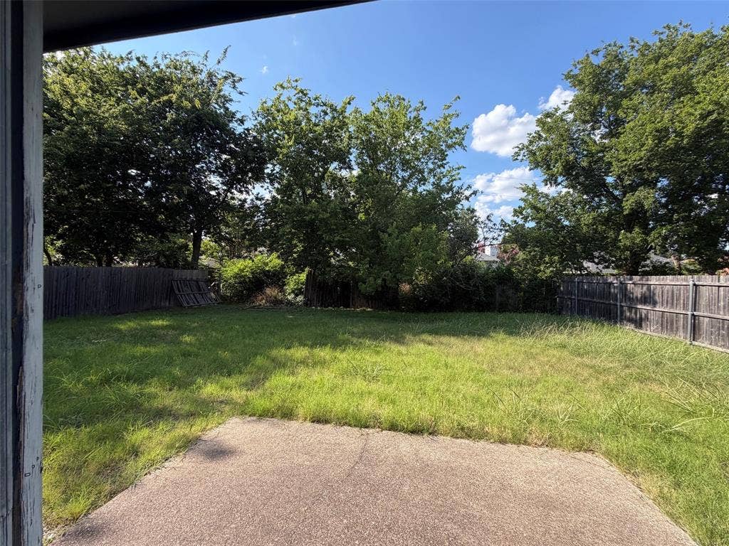 111 Craddock, Glenn Heights, TX 75154 111 Craddock, Glenn Heights, TX 75154
