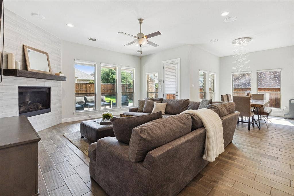 4710 Crossvine Drive, Prosper, TX 75078 4710 Crossvine Drive, Prosper, TX 75078