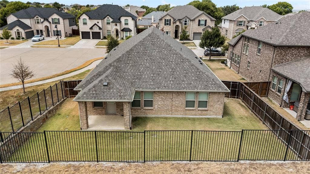 2820 Field Street, Celina, TX 75009 2820 Field Street, Celina, TX 75009