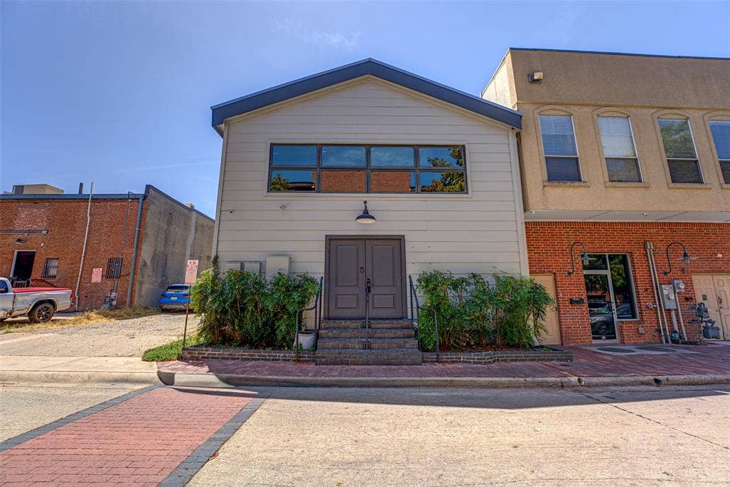 1013 E 15th Street, Plano, TX 75074