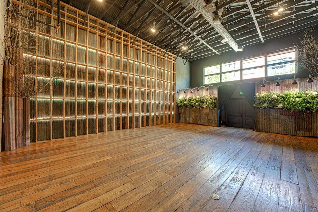 Rear Gallery Room