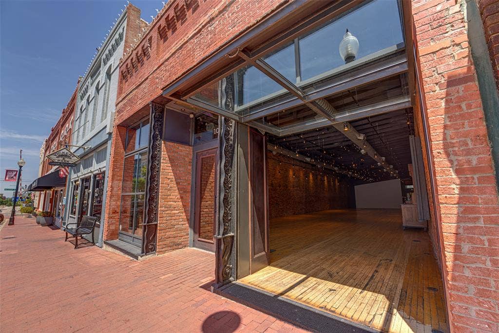 Front view with float away storefront windows