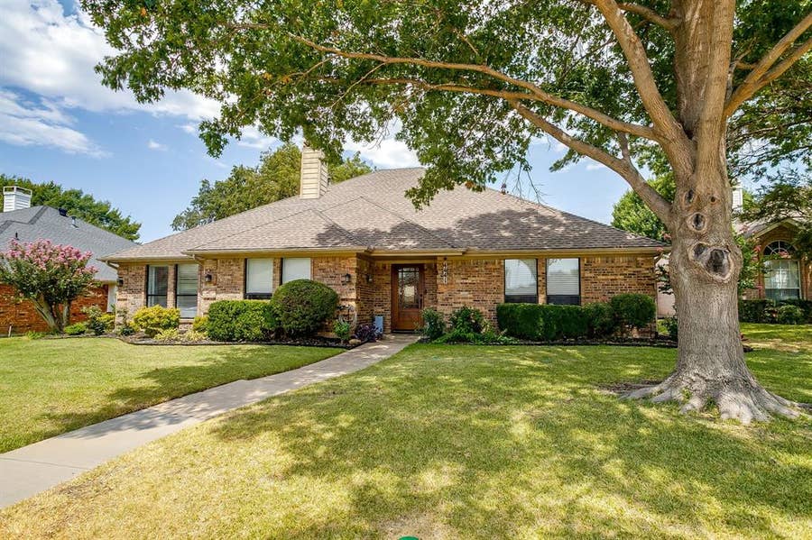 Property photo for 4441 Ballinger Court, Plano, TX