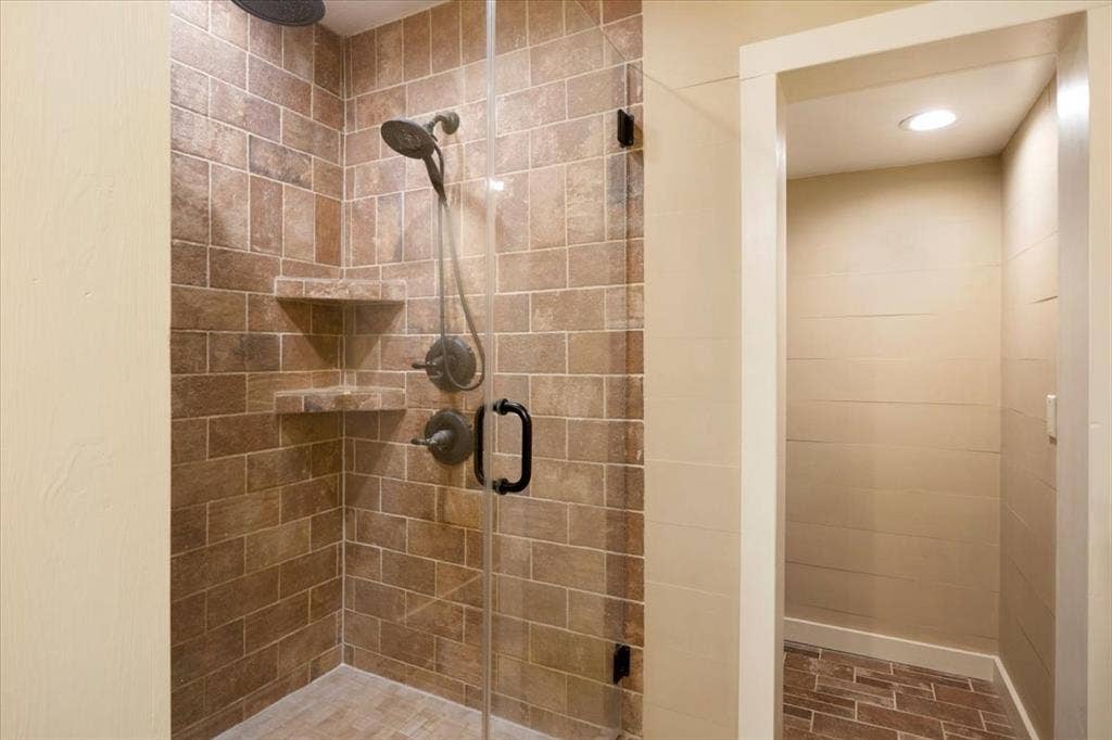 20272 County Road 4126, Lindale, TX 75771 20272 County Road 4126, Lindale, TX 75771