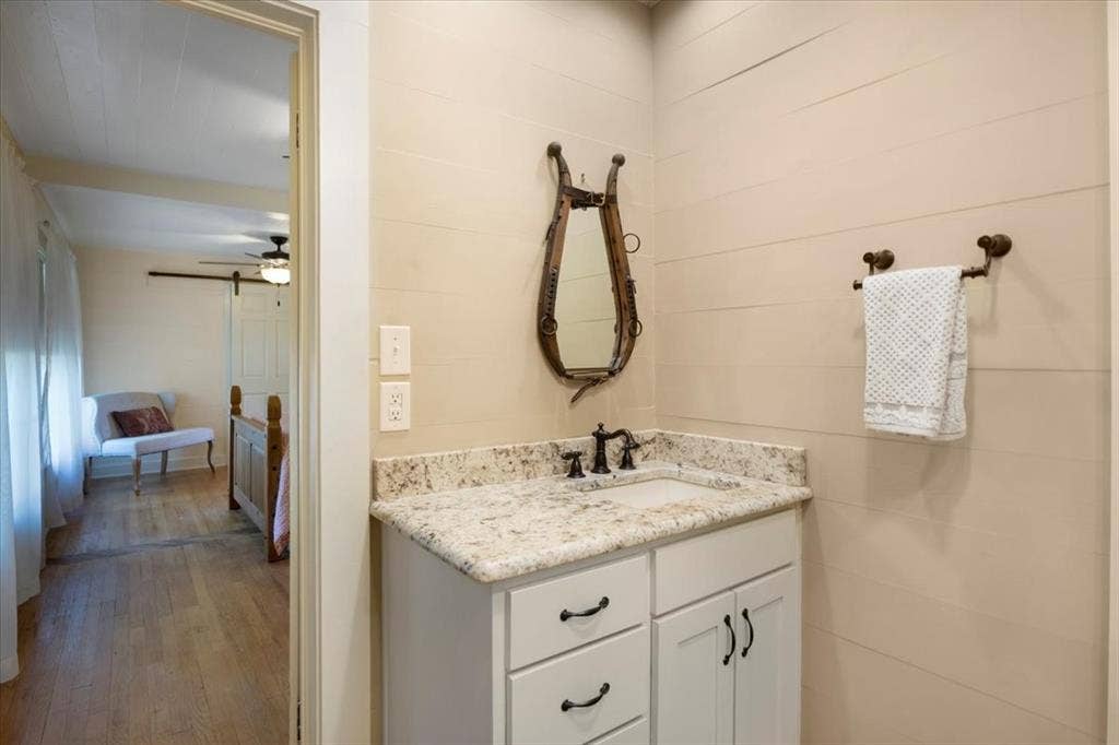 20272 County Road 4126, Lindale, TX 75771 20272 County Road 4126, Lindale, TX 75771