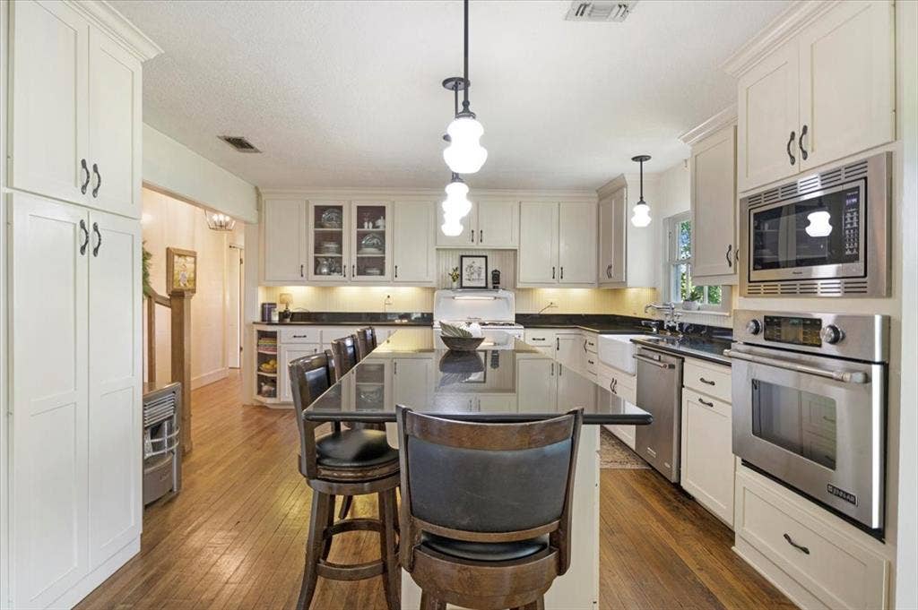 20272 County Road 4126, Lindale, TX 75771 20272 County Road 4126, Lindale, TX 75771