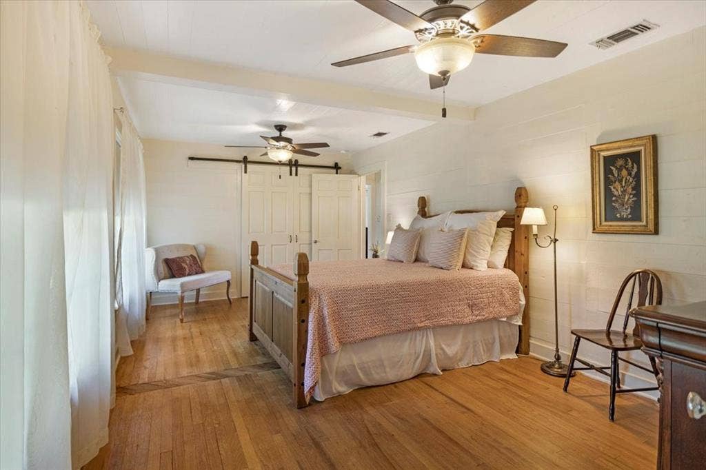 20272 County Road 4126, Lindale, TX 75771 20272 County Road 4126, Lindale, TX 75771