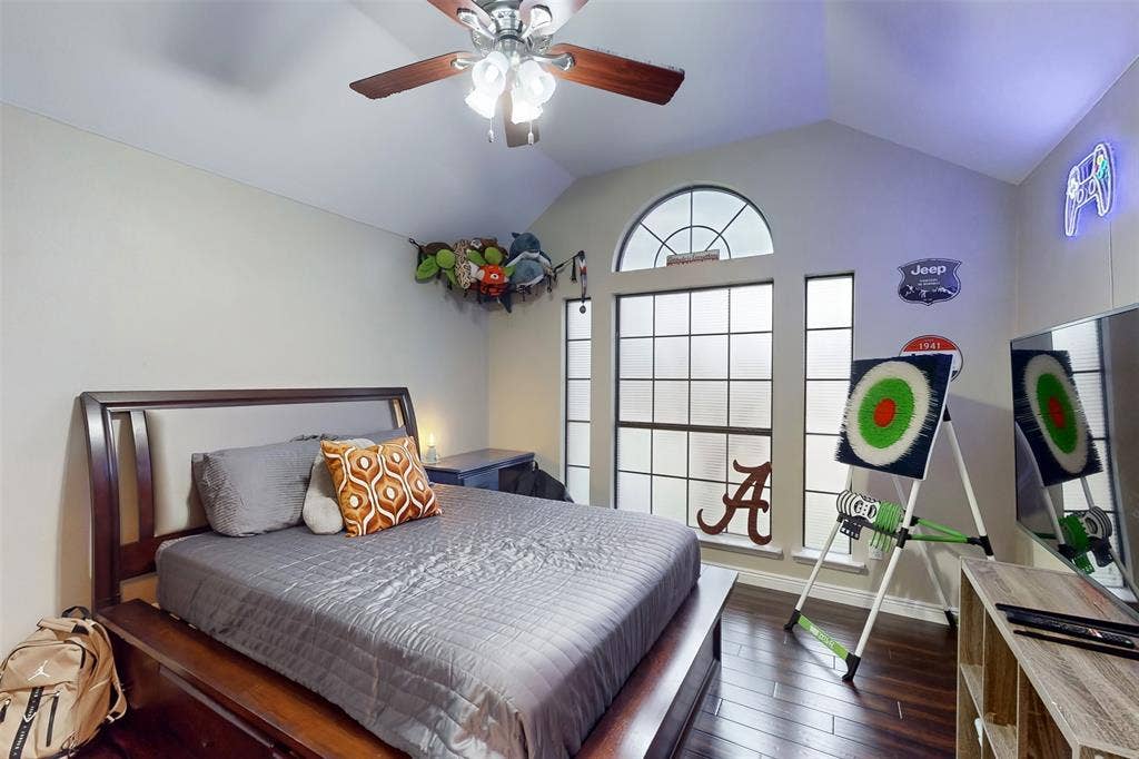 432 Shelby Drive, Burleson, TX 76028 432 Shelby Drive, Burleson, TX 76028