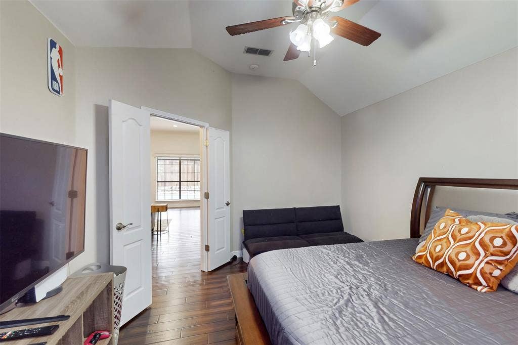 432 Shelby Drive, Burleson, TX 76028 432 Shelby Drive, Burleson, TX 76028