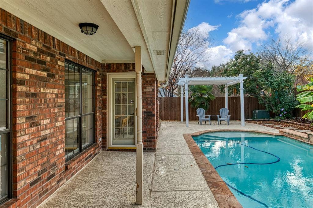 432 Shelby Drive, Burleson, TX 76028 432 Shelby Drive, Burleson, TX 76028