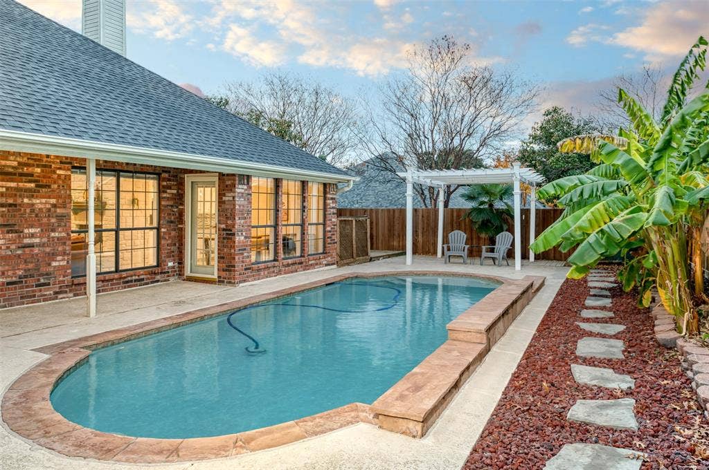 432 Shelby Drive, Burleson, TX 76028 432 Shelby Drive, Burleson, TX 76028